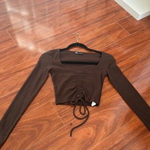 Zara brown longs sleeve top scrunched in the middle